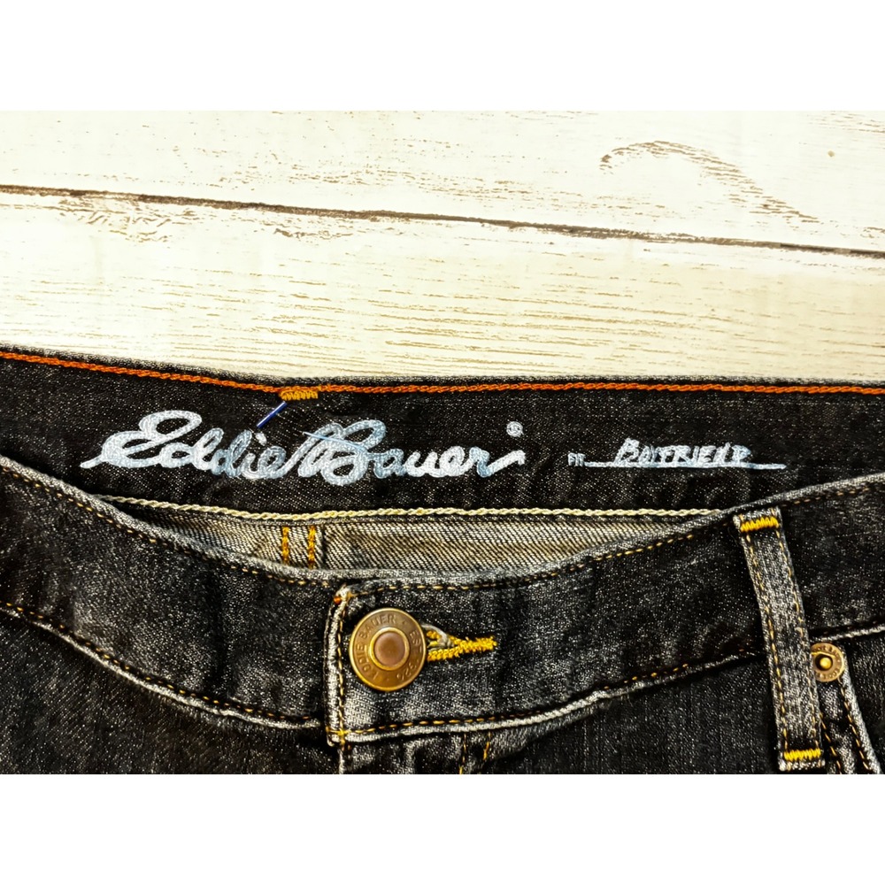 NWT Eddie Bauer Boyfriend Denim Shorts Womens 10 Dark Wash Cuffed Mid Rise - Picture 9 of 11